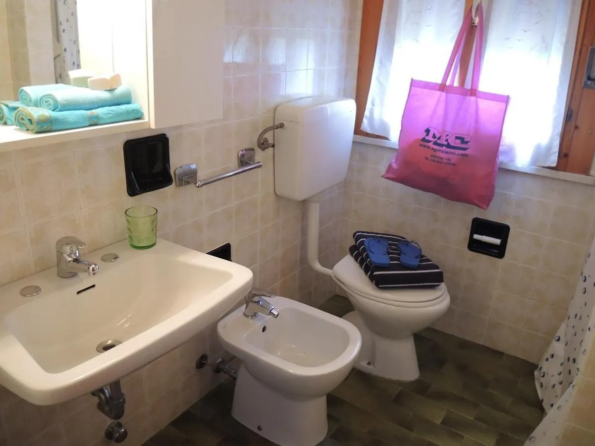Villa With Private Garden In Bibione - Beahost