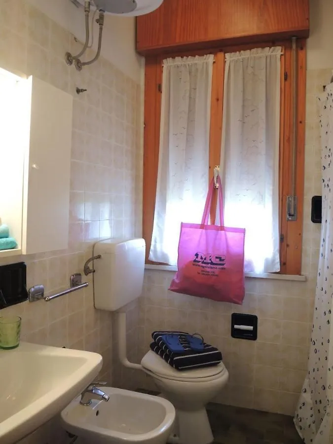 Apartment Villa With Private Garden In Bibione - Beahost