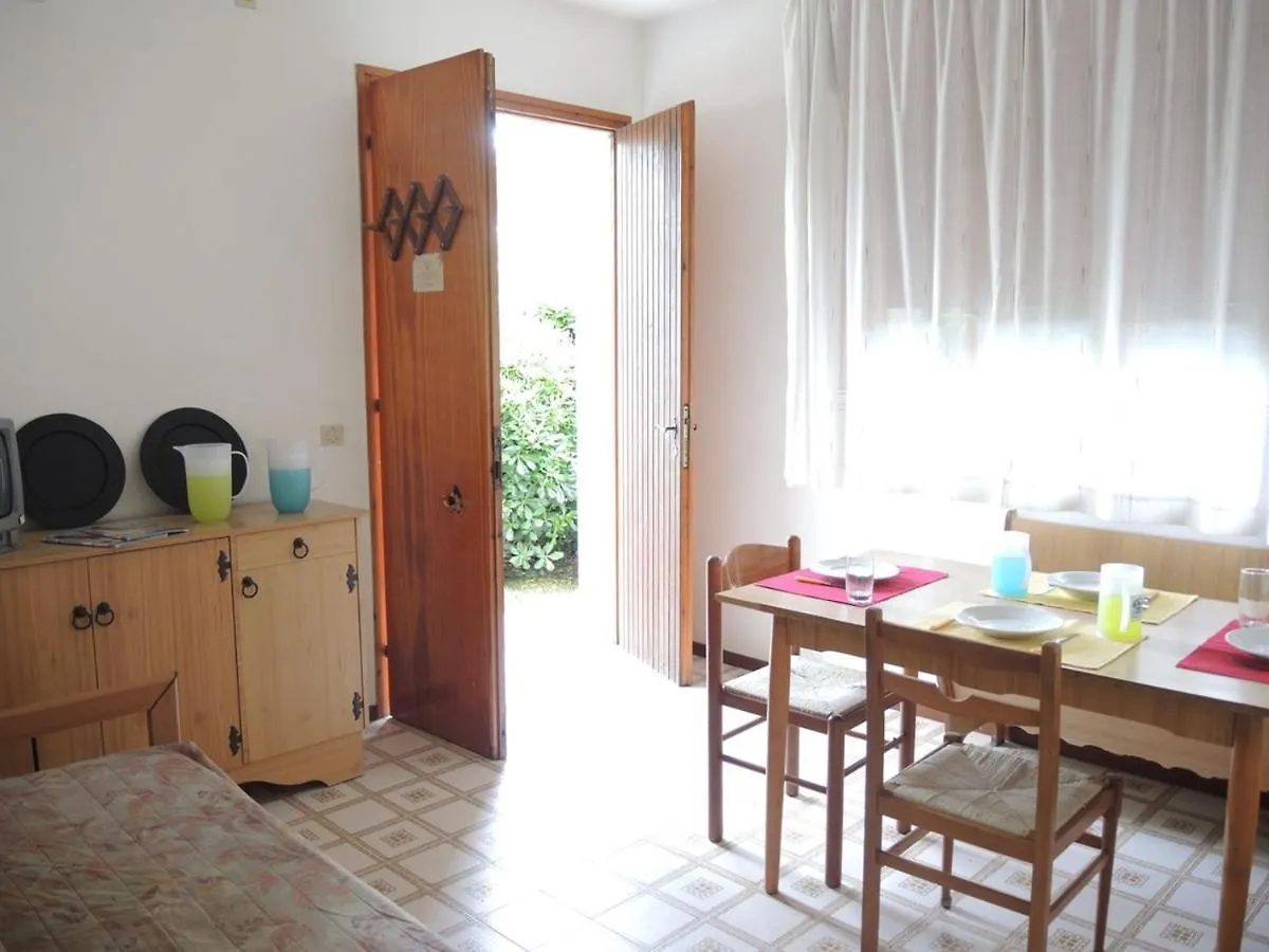 Apartment Villa With Private Garden In Bibione - Beahost