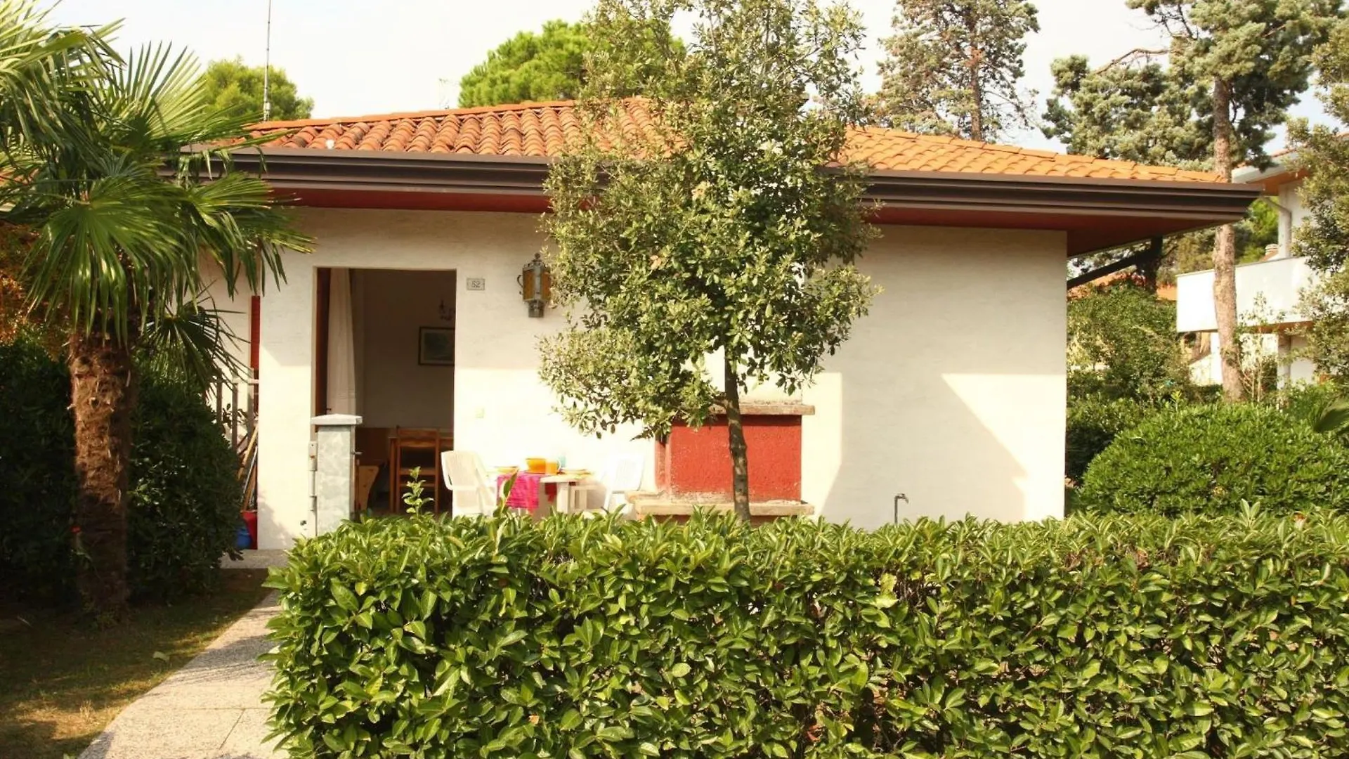 Apartment Villa With Private Garden In Bibione - Beahost Italy